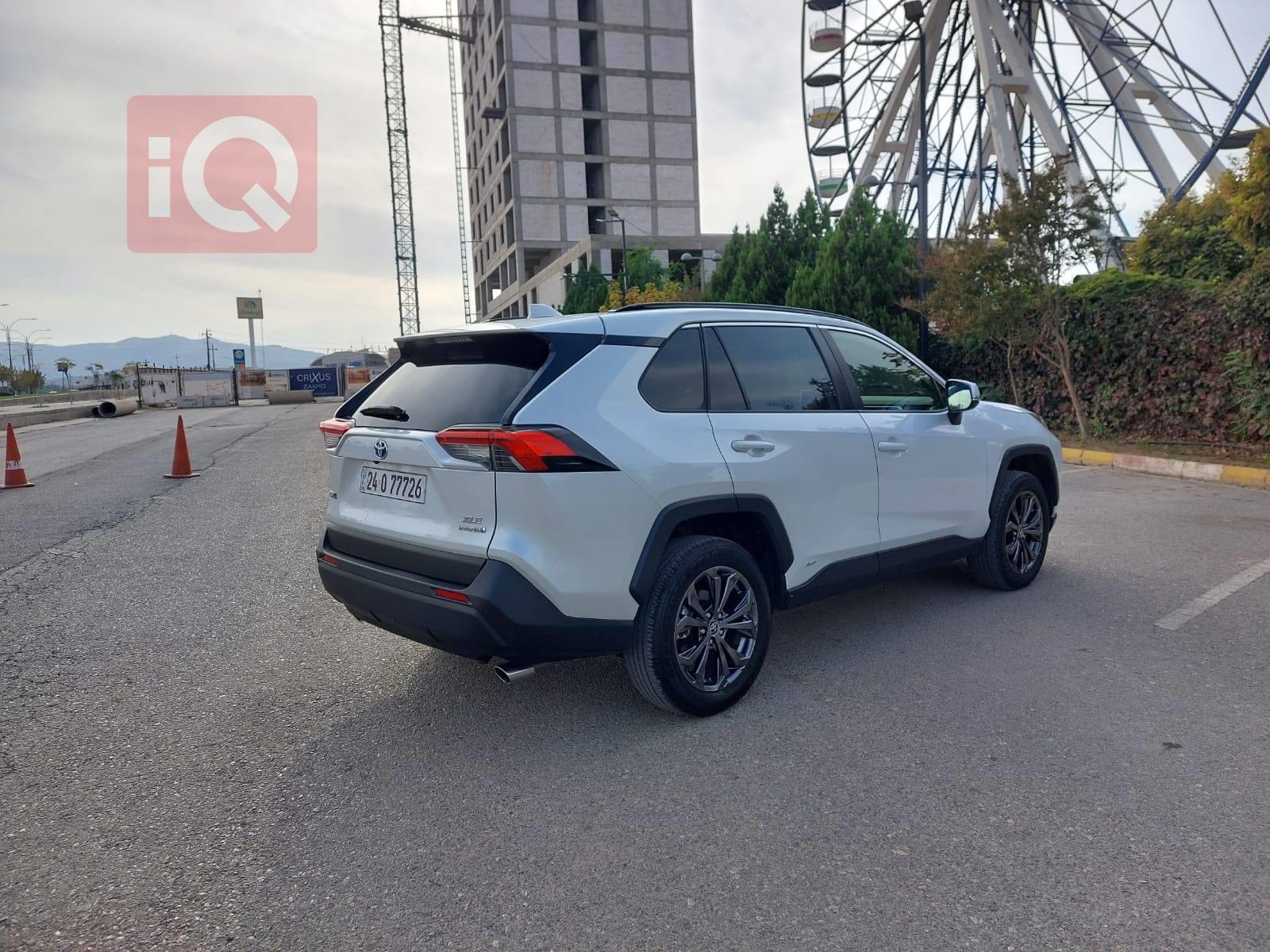 تۆیۆتا ڕاڤ 4